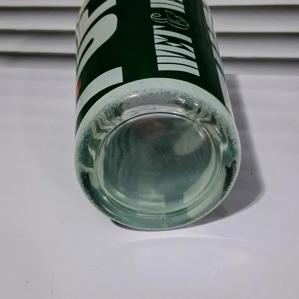 Vintage 7-Up Soda Glass Wet & Wild Red Dot 5